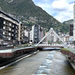 Por Que Vivir En Andorra